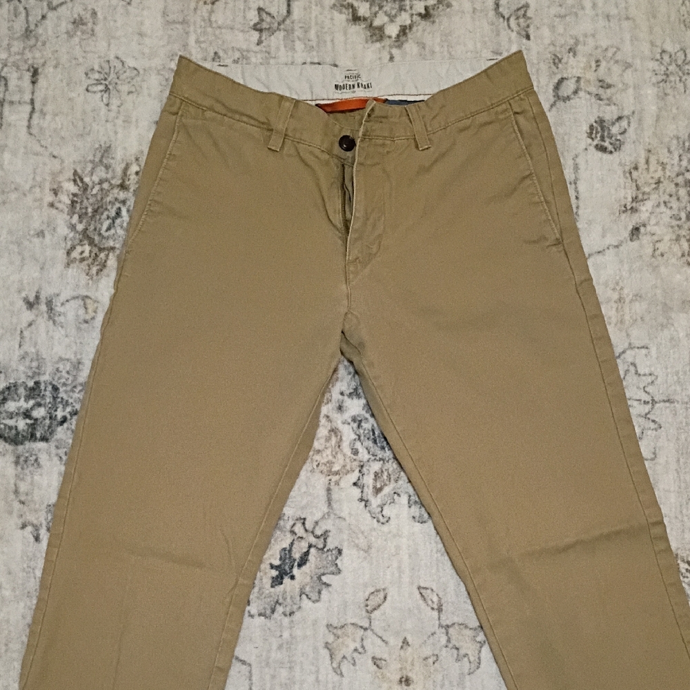 Dockers Men's Khaki Chino Pants